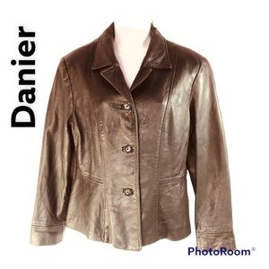 Daniel Canada genuine leather black womens jacket button up Sz 10/12 or medium